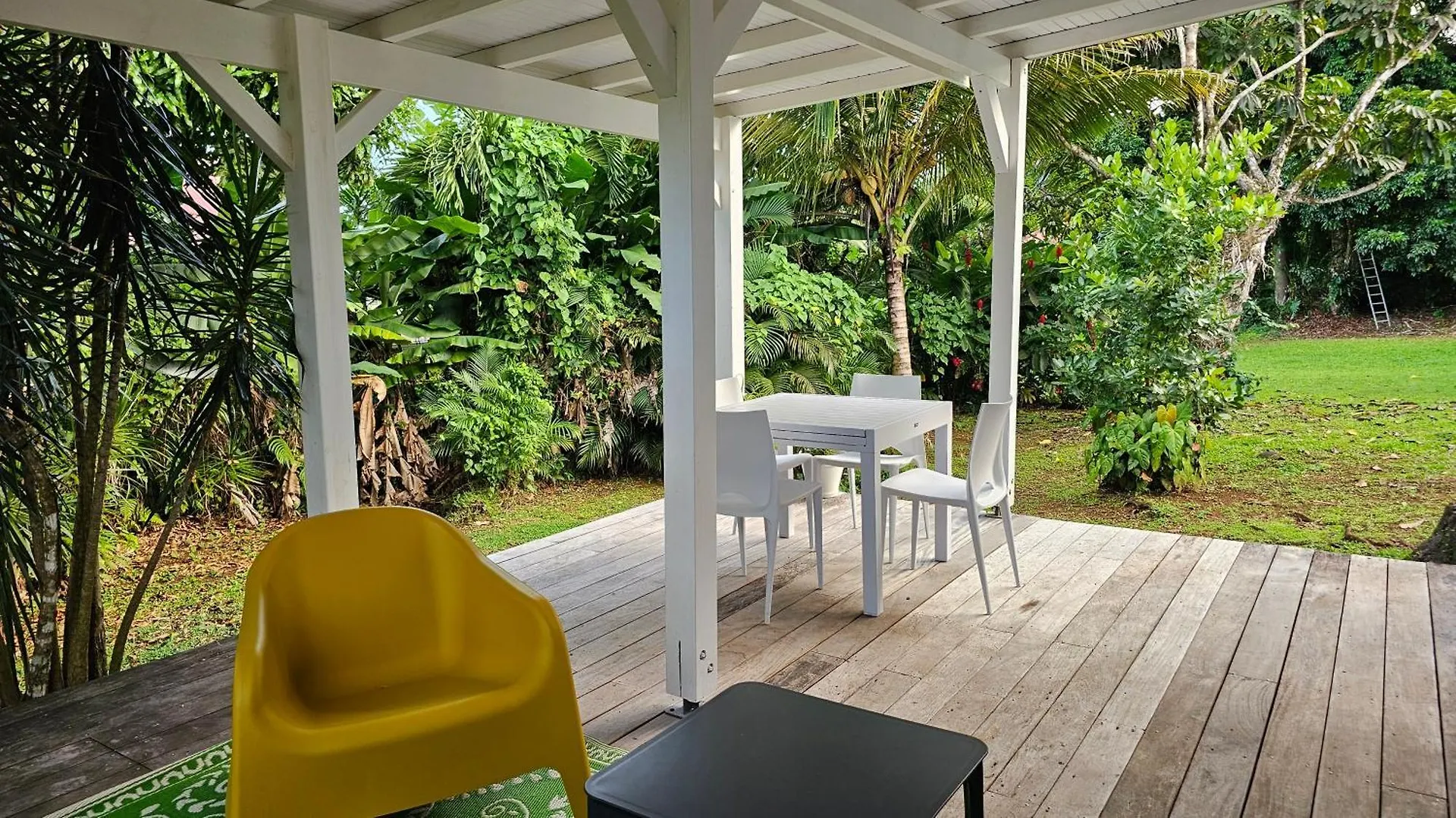 Habitation Villa Les Cassias Petit-Bourg 3*,  Guadeloupe