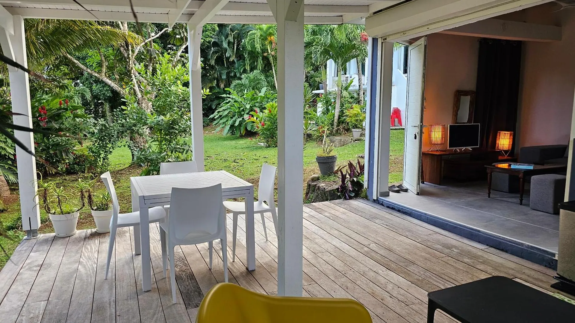 Bed & Breakfast Habitation Villa Les Cassias Petit-Bourg