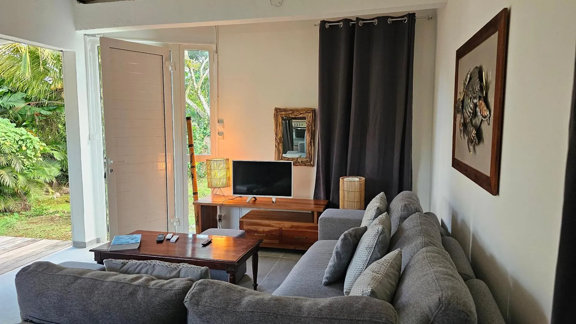 Bed & Breakfast Habitation Villa Les Cassias Petit-Bourg