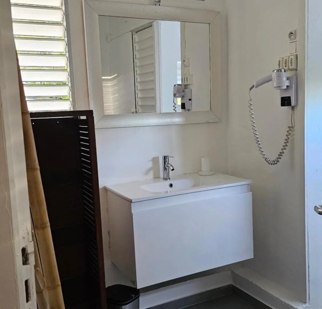 Bed & Breakfast Habitation Villa Les Cassias Petit-Bourg